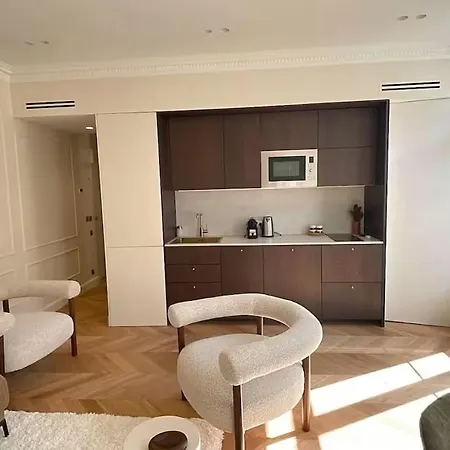 Appartamento 4p 1br - Fully Renovated With Ac - Champs-elysées Parigi